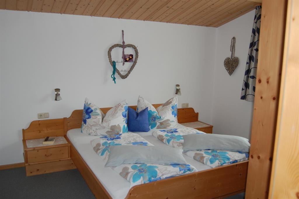 Haus Schreieck Klaudia Appartement Höfen Buitenkant foto