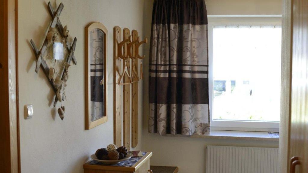 Haus Schreieck Klaudia Appartement Höfen Buitenkant foto