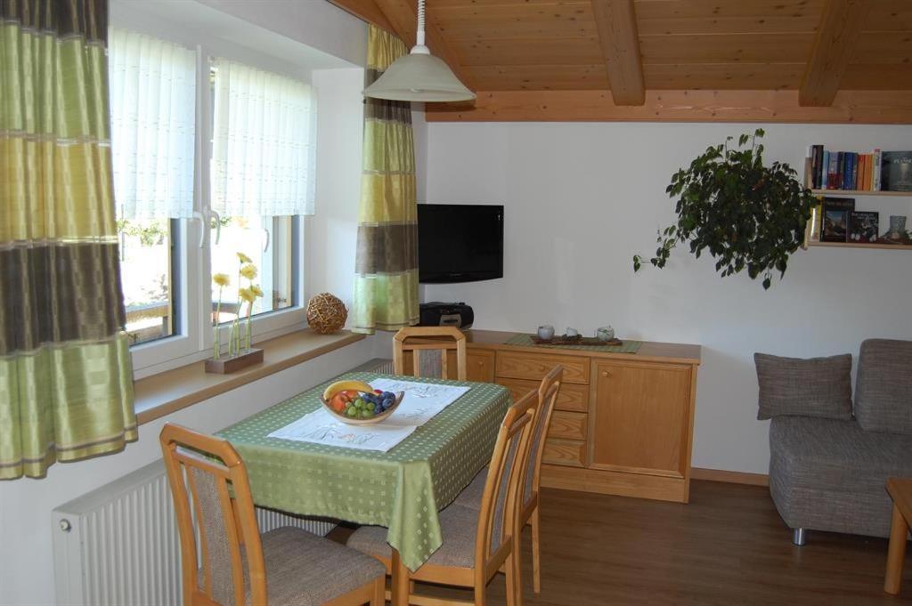 Haus Schreieck Klaudia Appartement Höfen Buitenkant foto