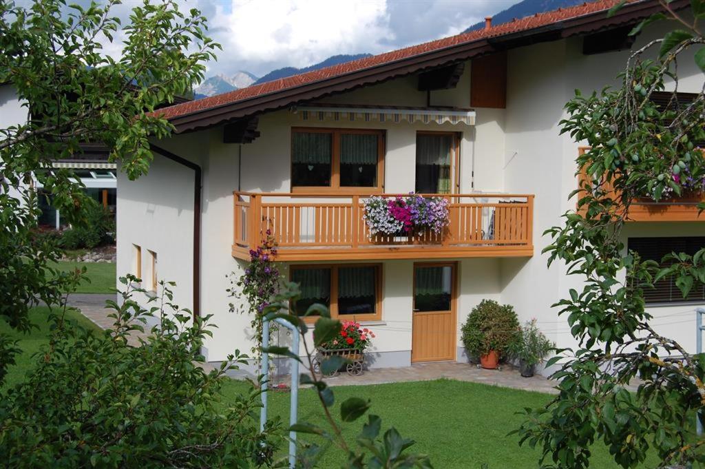 Haus Schreieck Klaudia Appartement Höfen Buitenkant foto